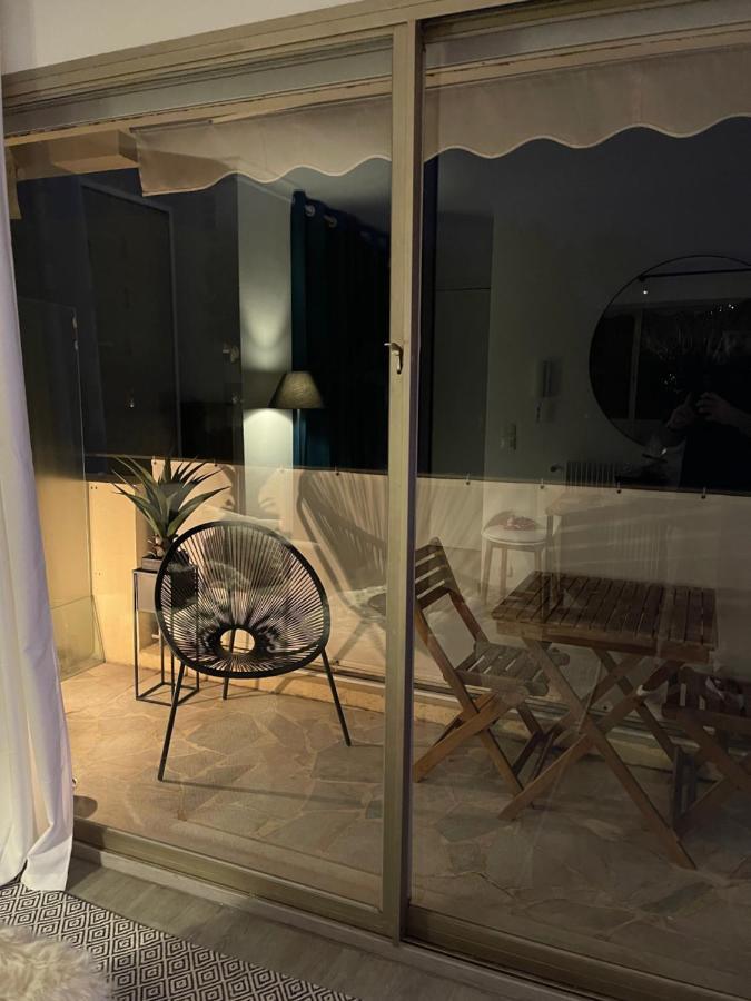 Cozy Studio On The Beach Антиб Экстерьер фото